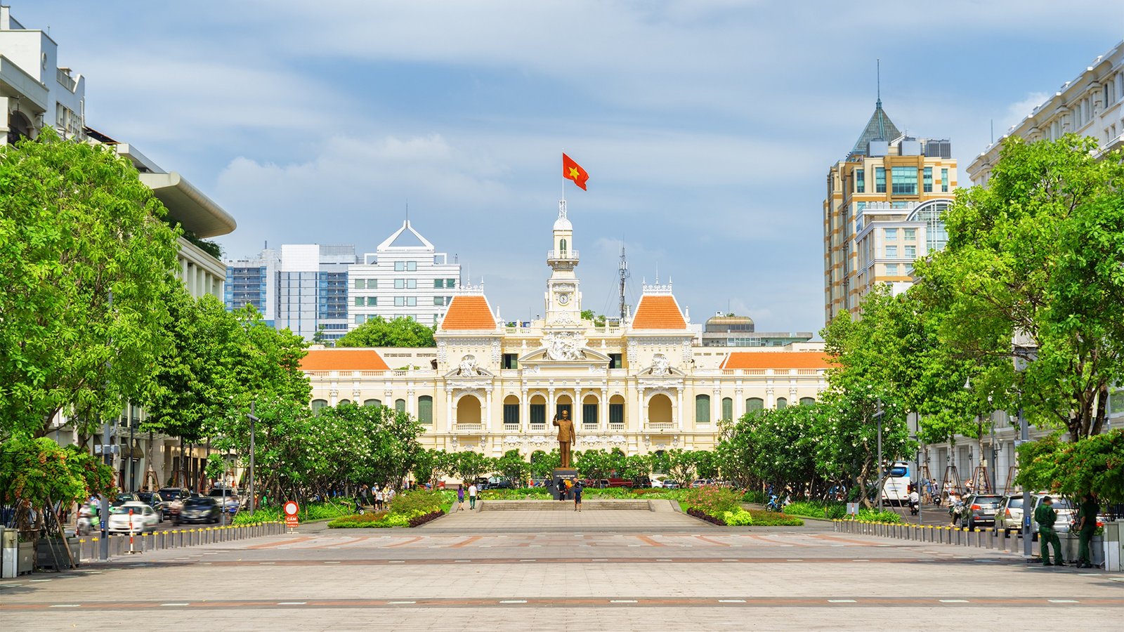 Siem Reap Cycle To Hanoi 22 Days